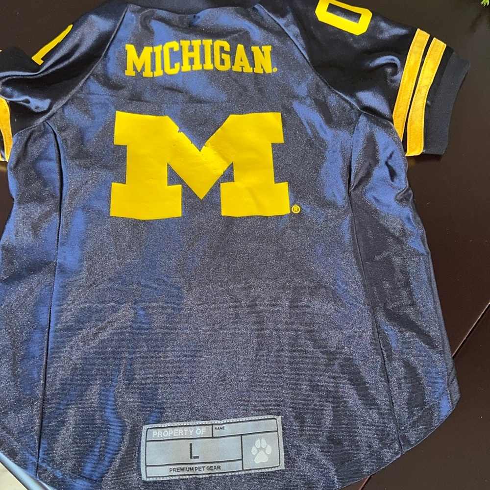 Dog jersey size large